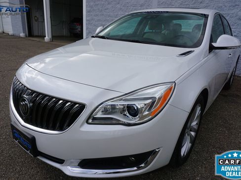 Used 2016 Buick Regal Premium w/ Driver Confidence Package #2 FWD image 5