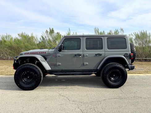 Used 2018 Jeep Wrangler Unlimited Rubicon image 13