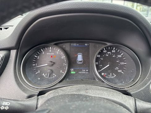 Used 2019 Nissan Rogue SL FWD image 5