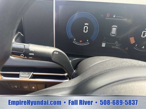 Used 2025 Hyundai Tucson SEL AWD/4WD image 32