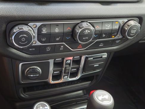 New 2026 Jeep Wrangler Unlimited Sport AWD/4WD image 19