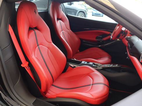 Used 2023 Ferrari F8 Tributo RWD image 20
