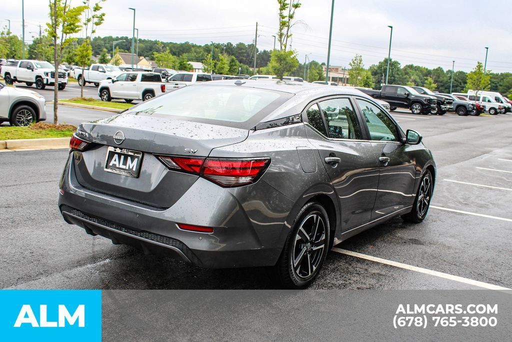 Used 2024 Nissan Sentra SV FWD image 5