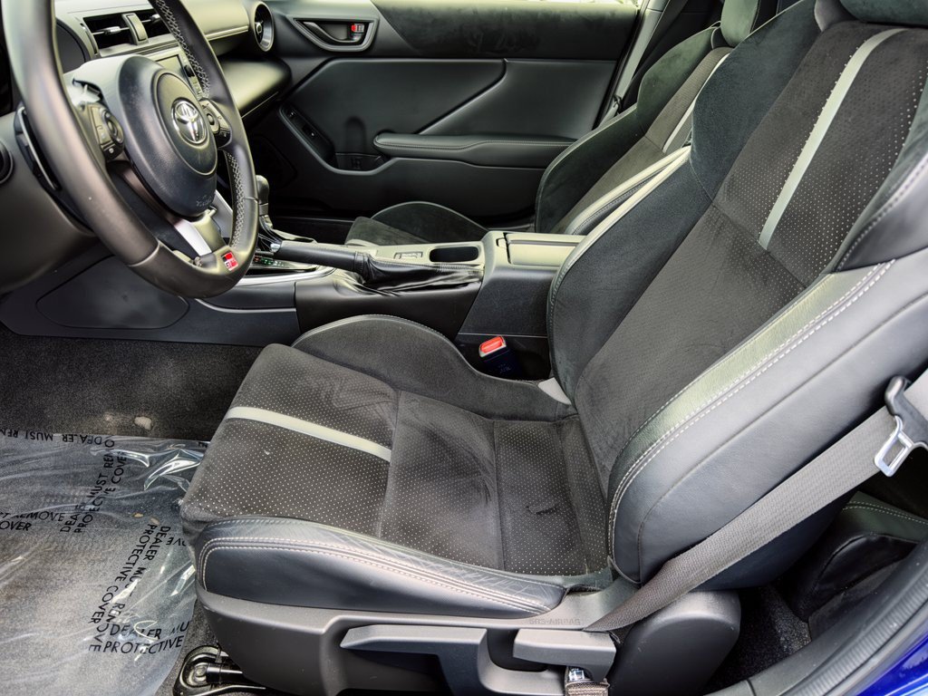 Used 2023 Toyota GR86 Premium w/ ALL Weather Mat Package (TMS) RWD image 25