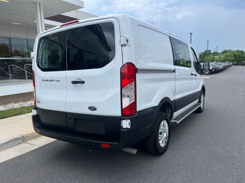 Used 2025 Ford Transit 250 Low Roof w/ Exterior Upgrade Package RWD image 7