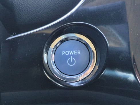 Certified 2019 Toyota Prius XLE w/ Advanced Technology Package image 26