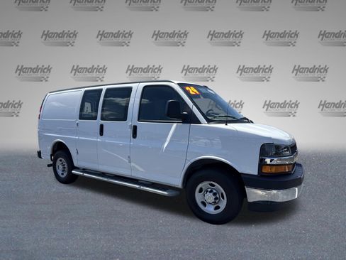 Used 2024 Chevrolet Express 2500 w/ Driver Convenience Package RWD image 2
