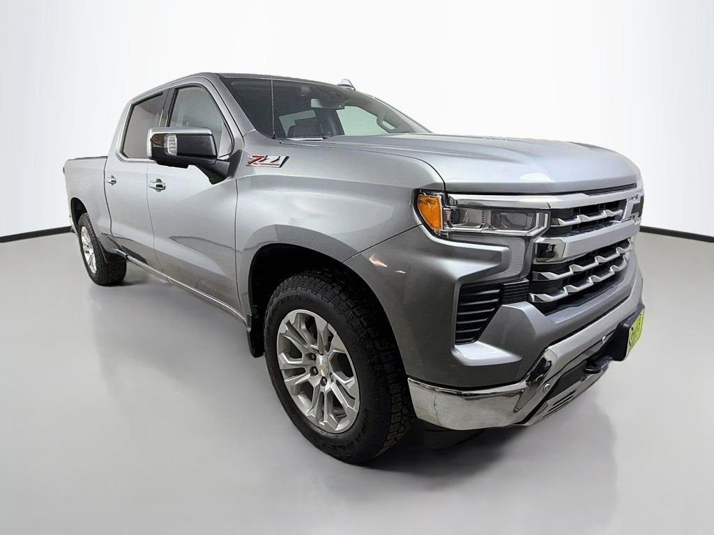 Used 2023 Chevrolet Silverado 1500 LTZ w/ LTZ Convenience Package II AWD/4WD image 4