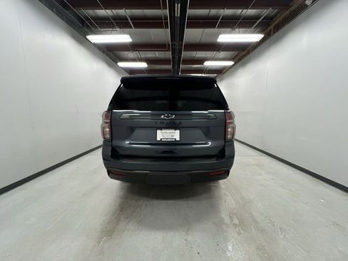 Used 2021 Chevrolet Tahoe Z71 w/ Luxury Package image 7