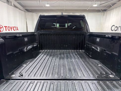 Used 2025 Toyota Tacoma SR5 AWD/4WD image 15