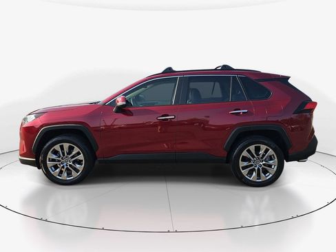 Used 2019 Toyota RAV4 Limited w/ Cold Weather Package FWD image 10