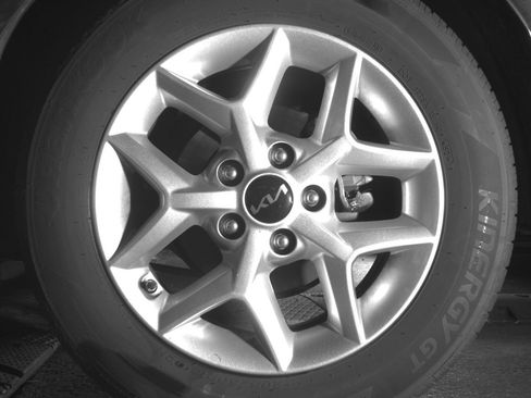 Used 2025 Kia Soul FWD image 21