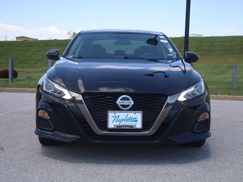 Certified 2021 Nissan Altima 2.5 SR FWD image 3