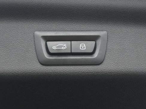 Used 2023 BMW X1 xDrive28i AWD/4WD image 27