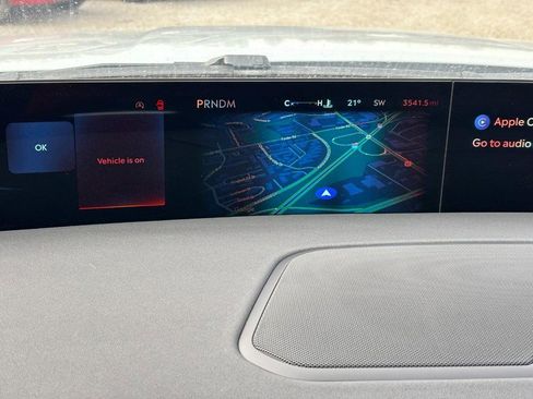 New 2025 Lincoln Navigator Reserve image 23