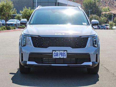 New 2025 Kia Sorento S w/ Panoramic Sunroof Package image 3