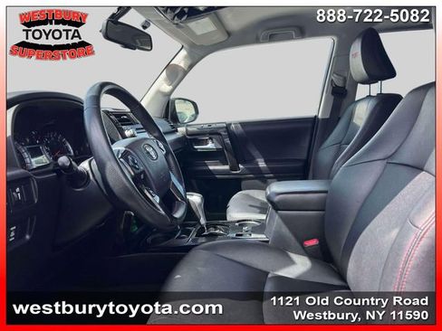 Used 2019 Toyota 4Runner TRD Off-Road Premium AWD/4WD image 16