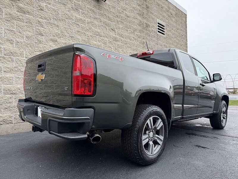 Used 2018 Chevrolet Colorado LT w/ LT Convenience Package AWD/4WD image 3