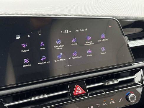 New 2026 Kia Niro EX FWD image 25
