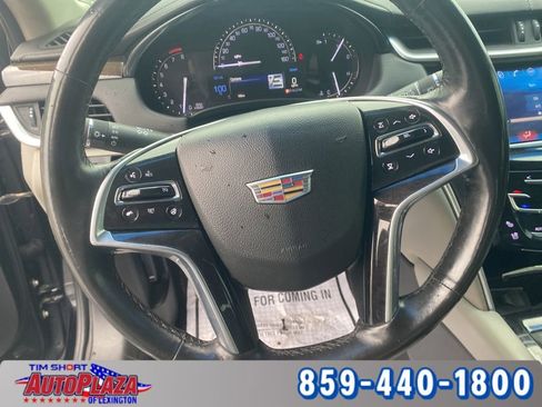 Used 2017 Cadillac XTS Luxury image 12