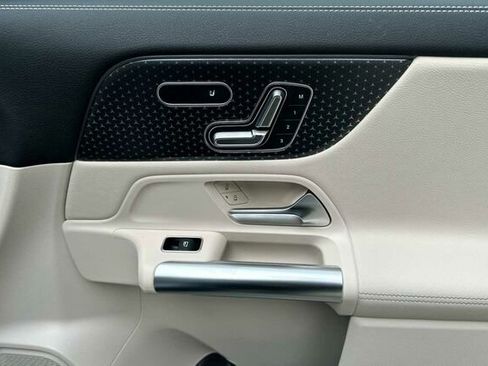 Certified 2026 Mercedes-Benz GLA 250 image 21