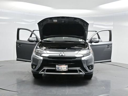 Used 2019 Mitsubishi Outlander SEL image 50