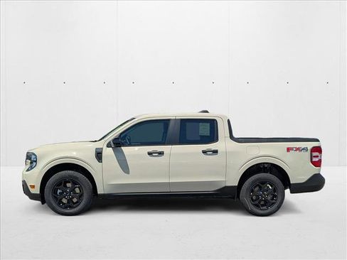 New 2025 Ford Maverick XLT w/ XLT Luxury Package image 8