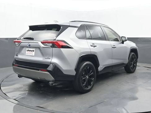 Used 2023 Toyota RAV4 SE AWD/4WD image 19