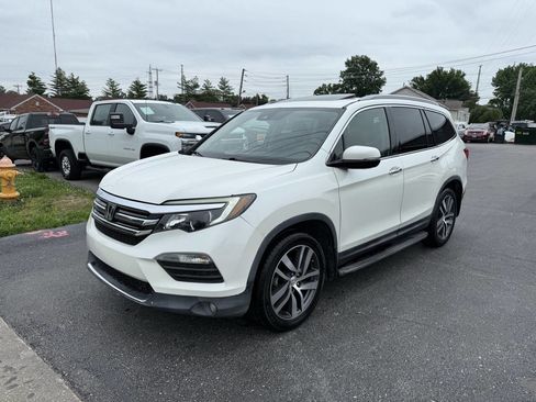 Used 2016 Honda Pilot Touring image 3