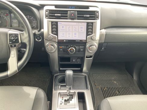 Used 2023 Toyota 4Runner SR5 Premium w/ Moonroof Package RWD image 13