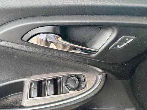 Used 2020 Chevrolet Malibu LT FWD image 6