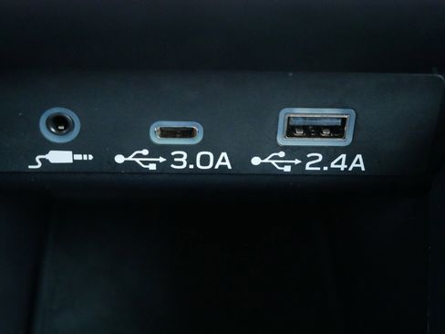 Certified 2024 Subaru Outback Premium image 29