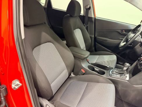 Used 2019 Hyundai Kona SEL image 39