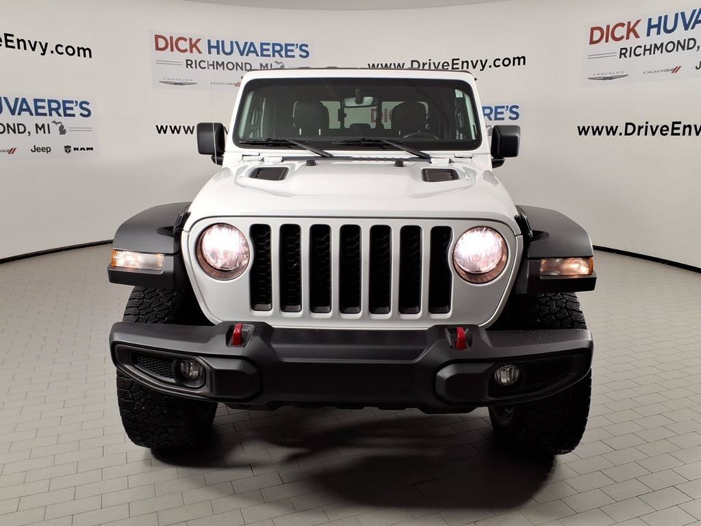 Used 2023 Jeep Gladiator Rubicon w/ Cold Weather Group AWD/4WD image 2