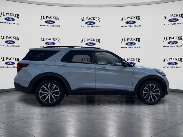 New 2027 Ford Explorer ST-Line w/ Premium Package RWD image 6