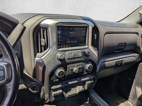 Used 2019 Chevrolet Silverado 1500 LT Trail Boss AWD/4WD image 12
