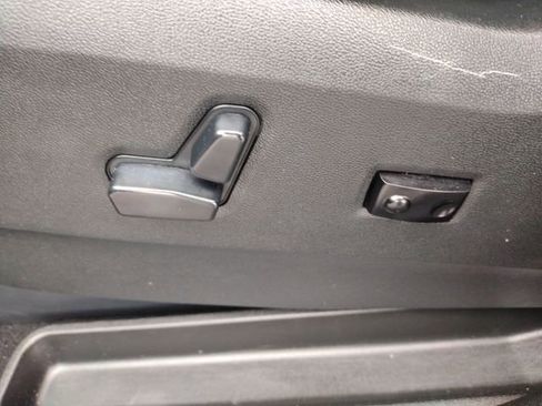 Used 2019 Dodge Grand Caravan GT image 33