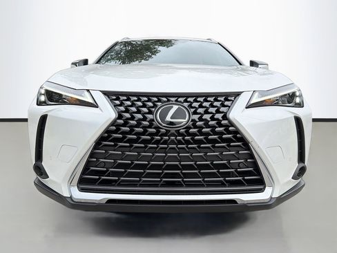 Used 2025 Lexus UX 300h FWD image 8