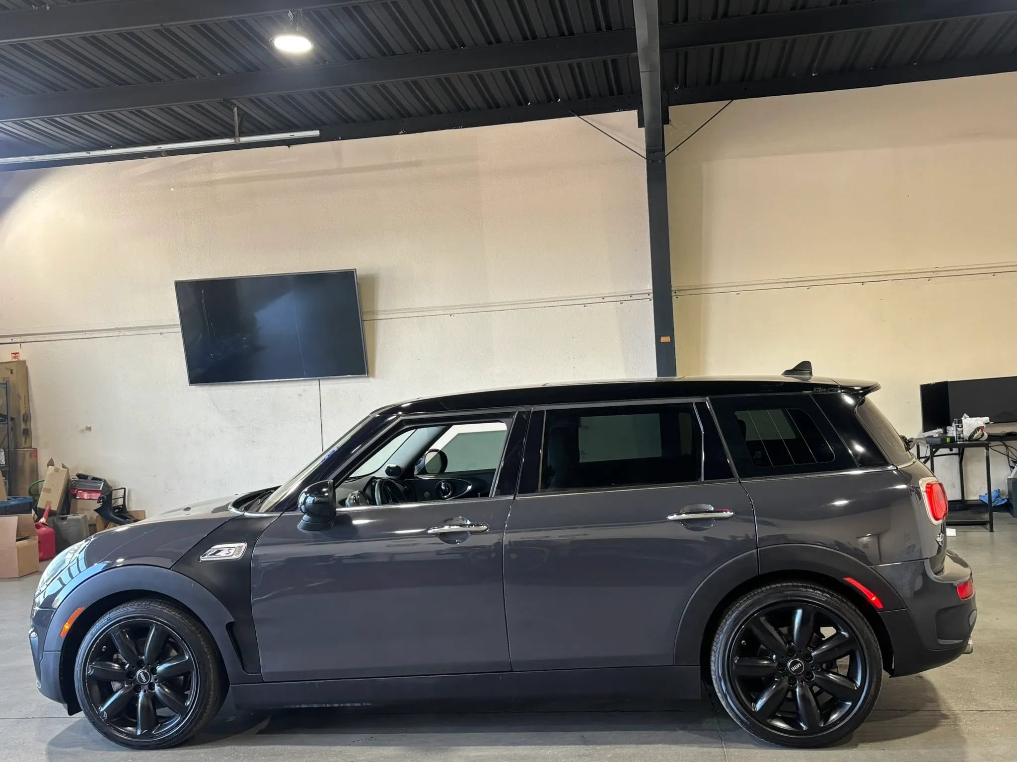 Used 2016 MINI Cooper Clubman S FWD image 4