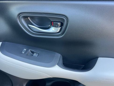 New 2026 Honda HR-V LX image 20