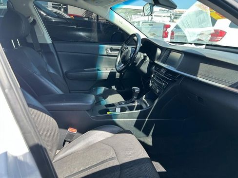 Used 2020 Kia Optima S FWD image 15