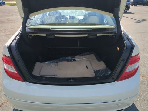 Used 2011 Mercedes-Benz C 300 4MATIC Sedan image 29