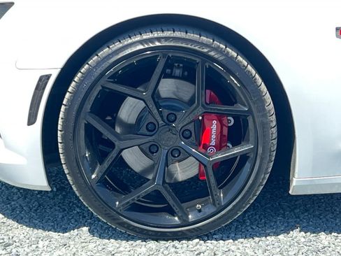 Used 2016 Chevrolet Camaro SS RWD image 37