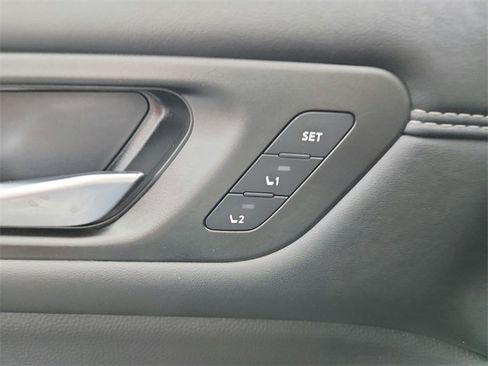 Used 2024 Nissan Pathfinder Platinum w/ Cargo Package image 21