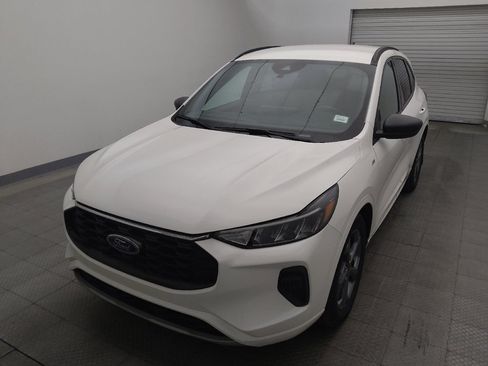 Used 2023 Ford Escape ST-Line w/ Tech Pack #1 FWD image 15