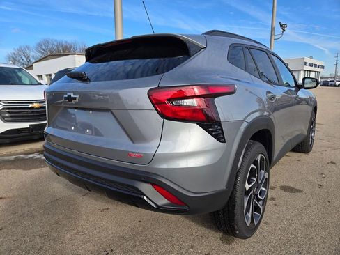 New 2026 Chevrolet Trax RS w/ Sunroof Package image 27