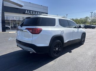 Used 2018 GMC Acadia SLT FWD video 3