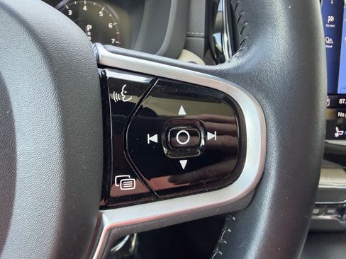 Used 2021 Volvo XC60 T5 Inscription w/ Advanced Package FWD image 35