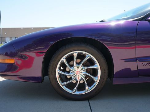 Used 1997 Pontiac Firebird Trans Am RWD image 28