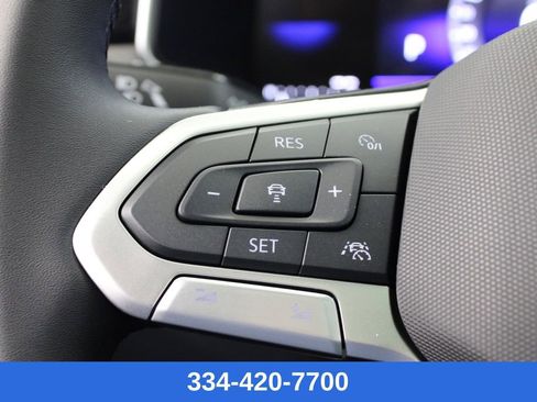 New 2026 Volkswagen Taos SE image 23